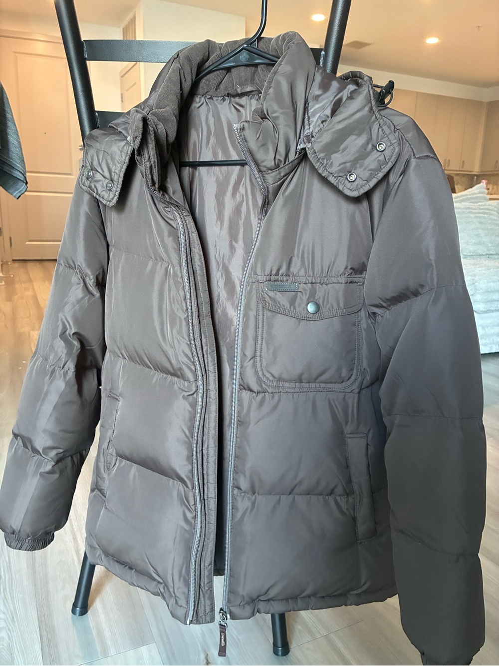 Vintage 90’s Crocodile women’s puffer- M